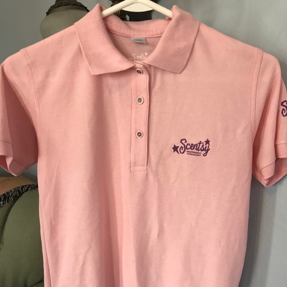 Scentsy Consultant Top